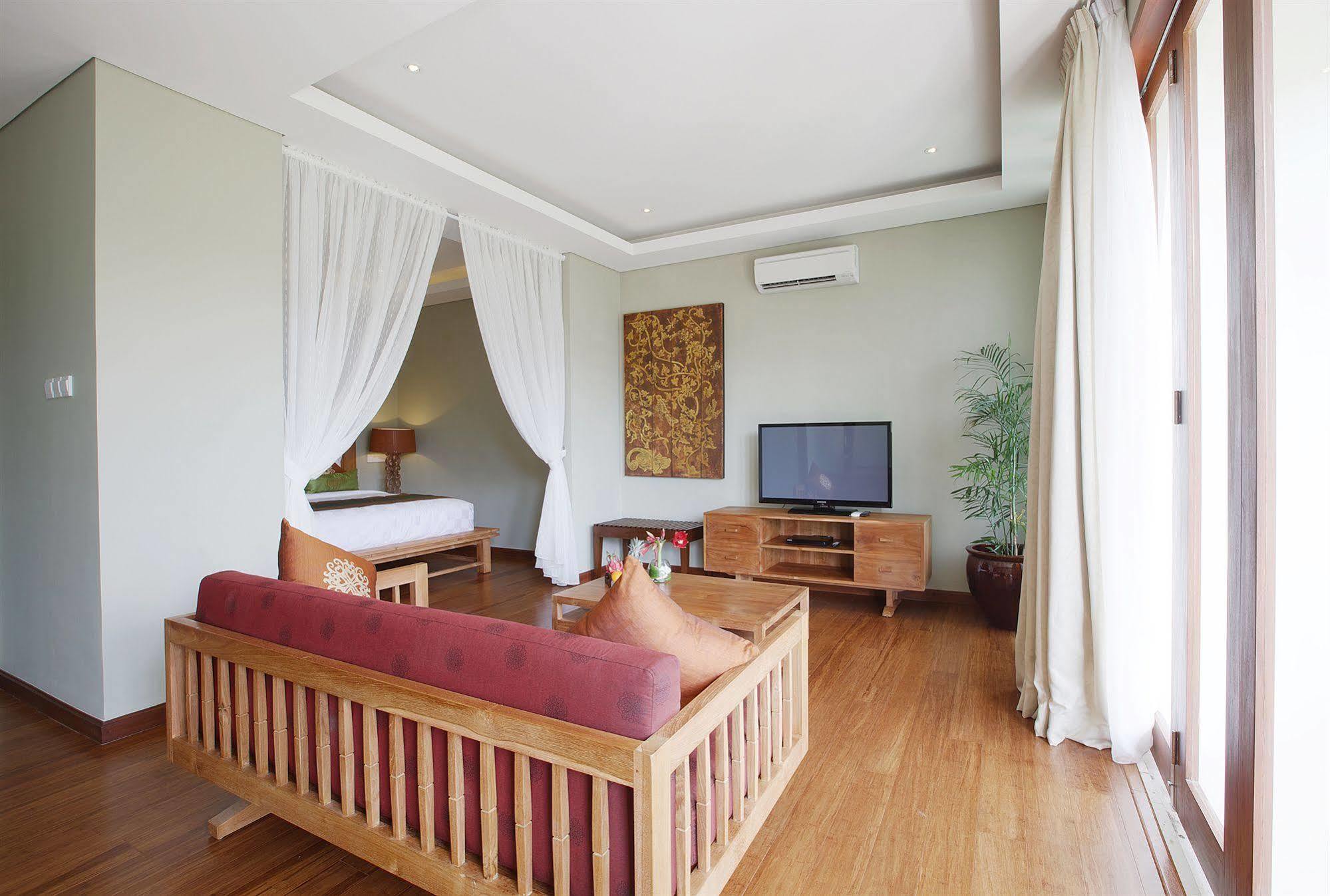Kampoeng Villa Bali Кута Екстериор снимка