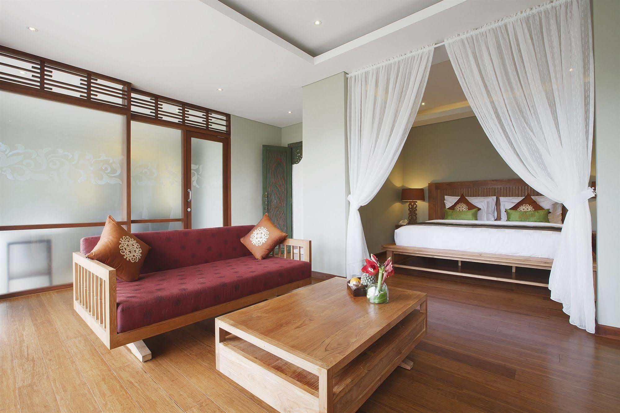Kampoeng Villa Bali Кута Екстериор снимка
