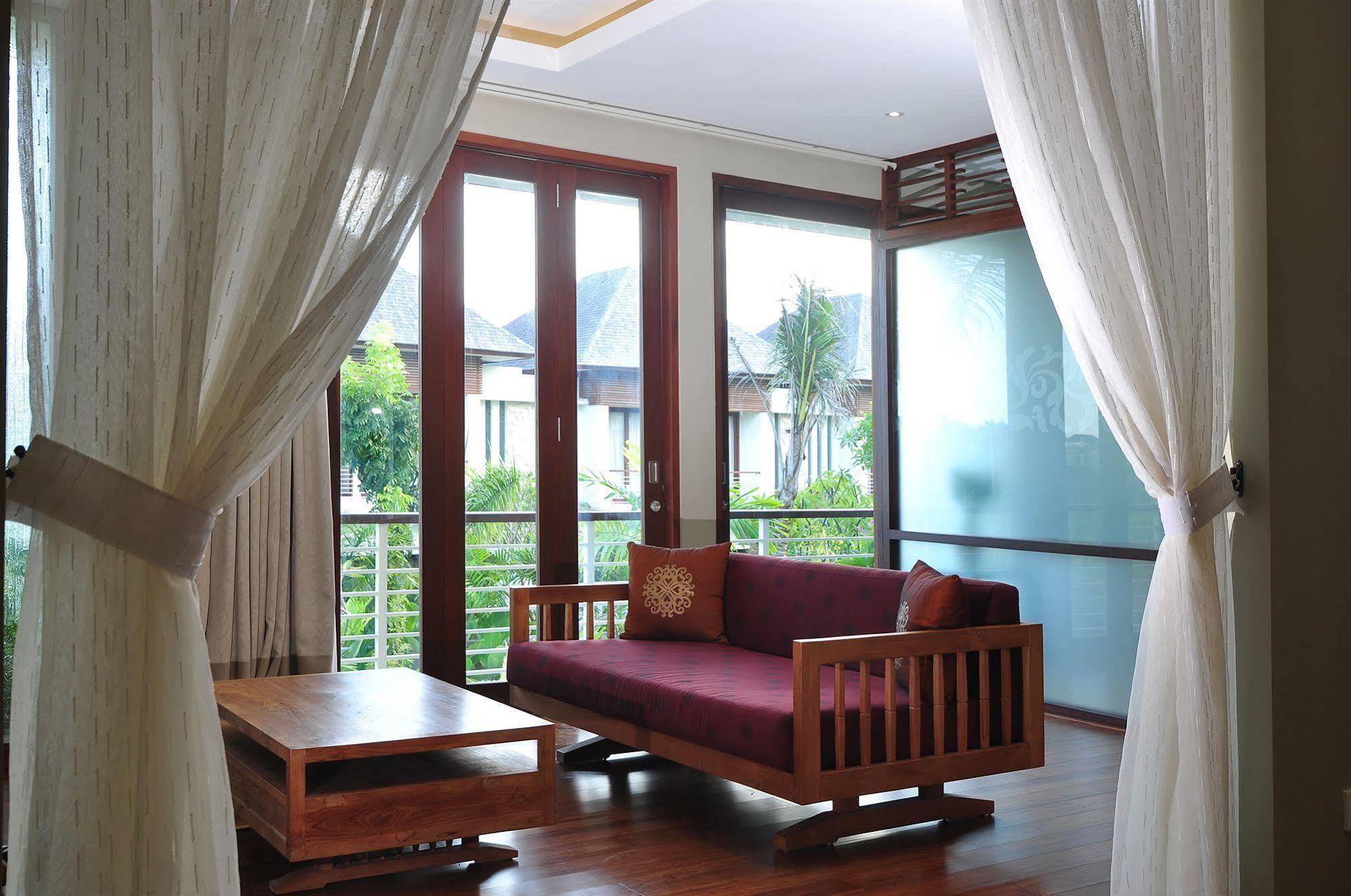 Kampoeng Villa Bali Кута Екстериор снимка