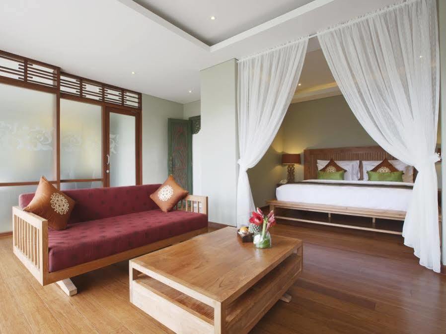 Kampoeng Villa Bali Кута Екстериор снимка