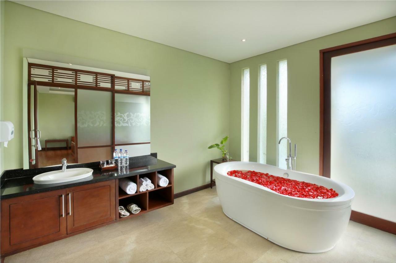 Kampoeng Villa Bali Кута Екстериор снимка